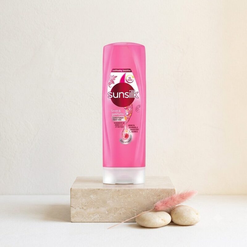 SUNSILK Smooth & Manageable Conditioning Smoothies Conditioner 300ml (Thailand)
